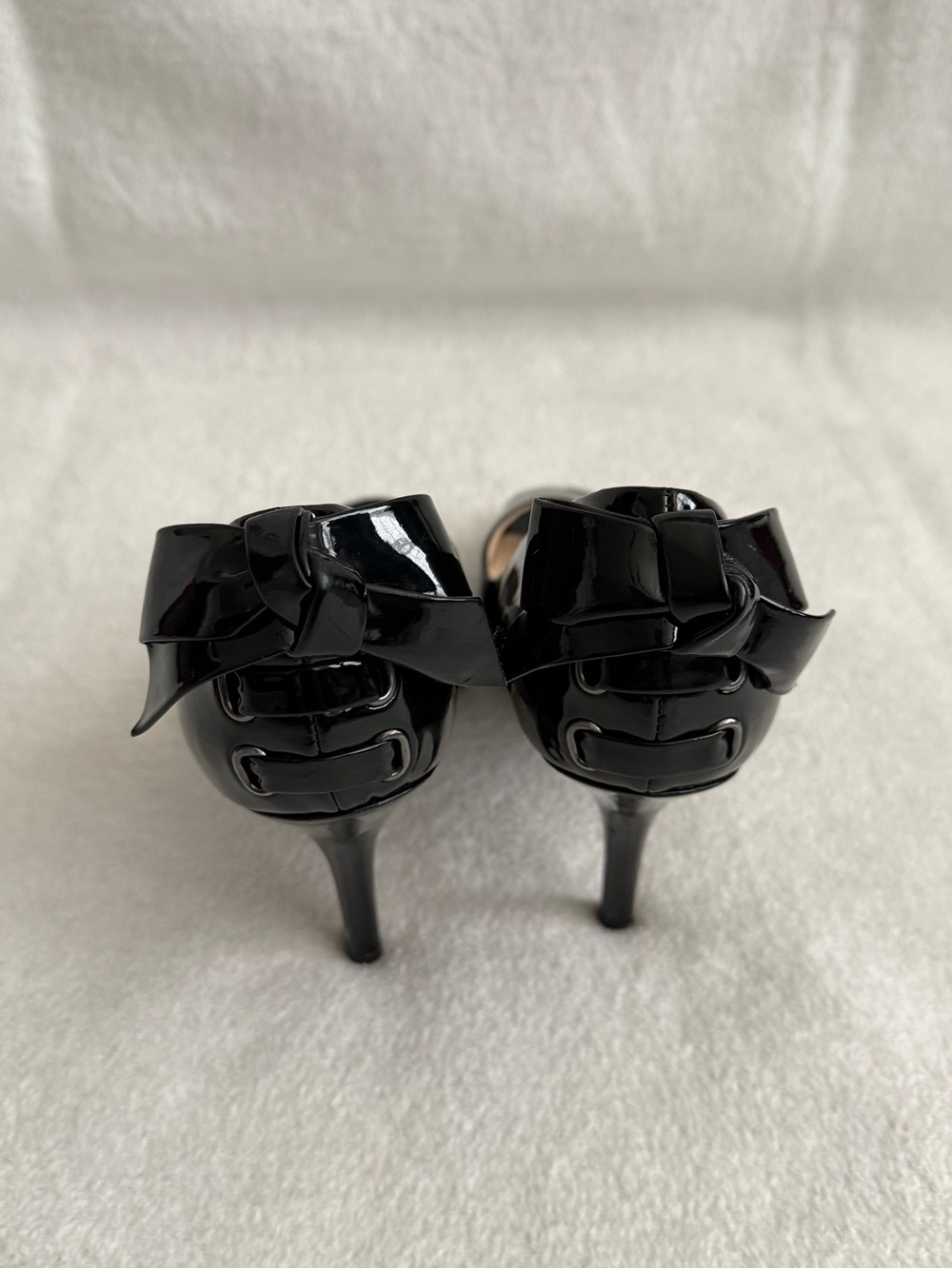 Enzo Angiolini Black Patent Peep-Toe Heels with Bow Size 8.5 - Picture 6 of 11
